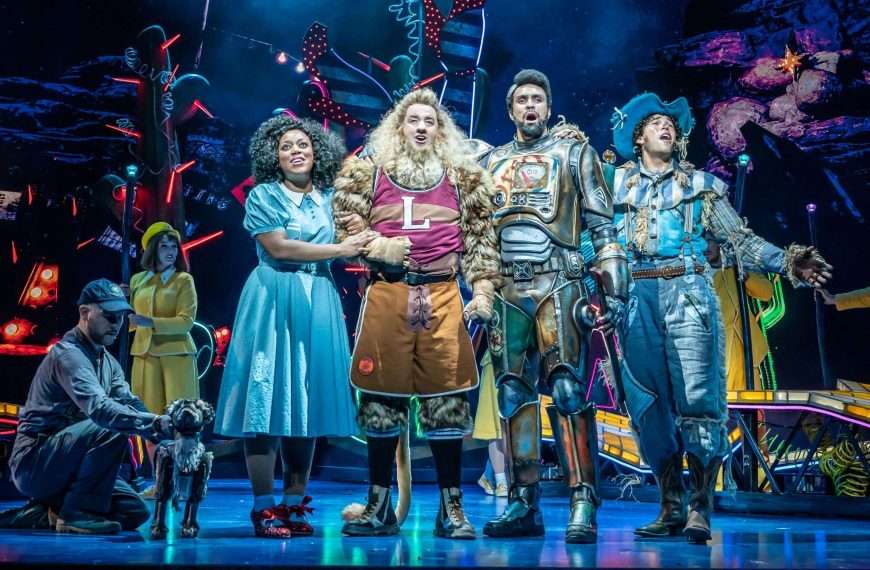 Get off to see The Wizard