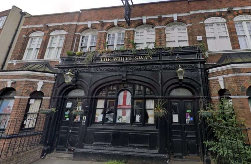 Plans to change 19th century Charlton pub into Tesco