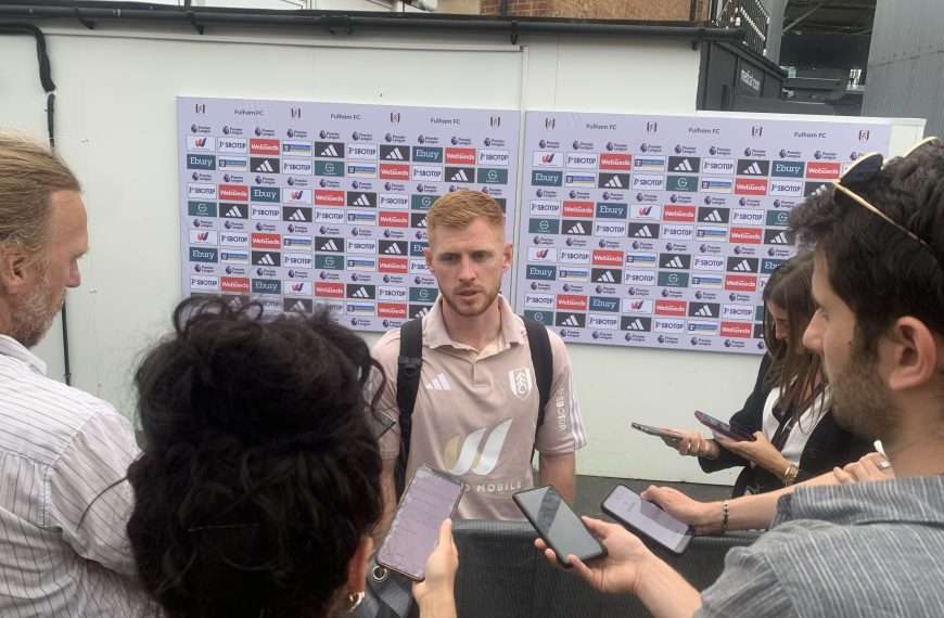 Reed heaps praise on Vinicius for vital Luton winner