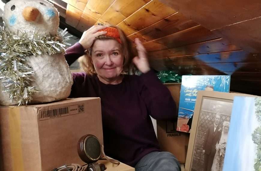 De-Clutter With Eileen