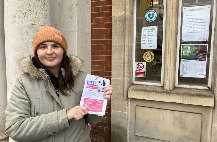 South London library workers protest over pay