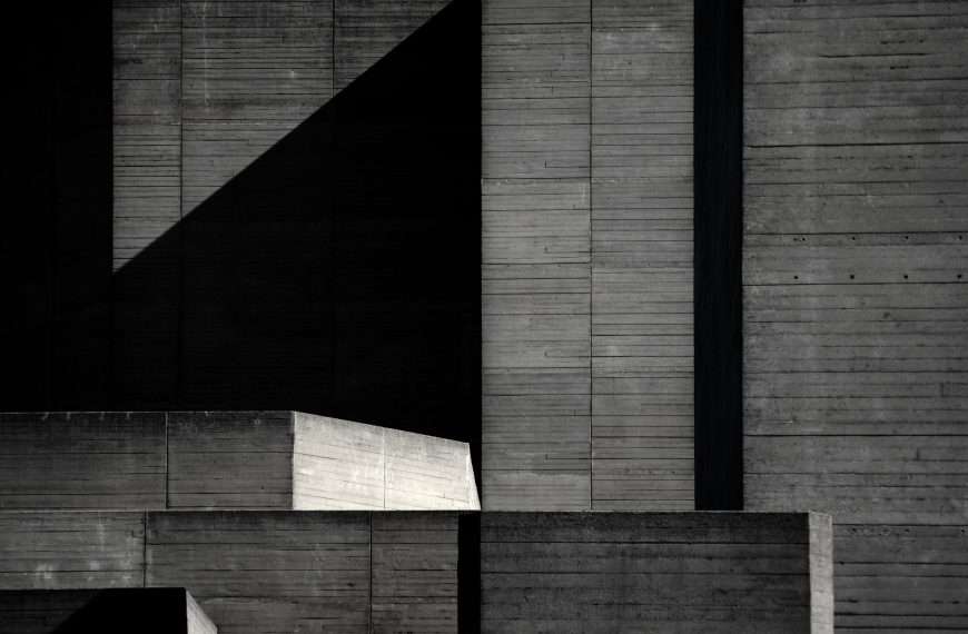Free photo exhibition on the brutalist architecture of the National Theatre 