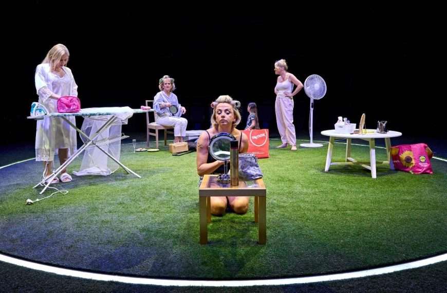 Review: Till The Stars Came Down.