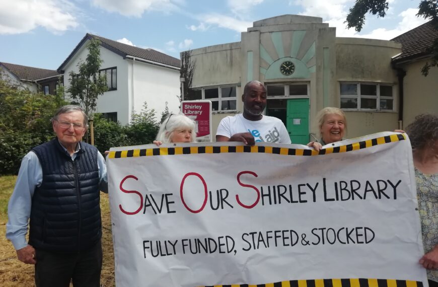 Locals rally to save library from closure as Croydon Council rules out supporting volunteer service