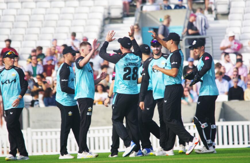 Will Jacks hammers five sixes as Surrey beat Essex to guarantee Kia Oval quarter-final in Vitality Blast