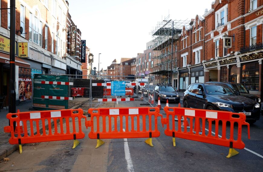 South London town centre plunged into ‘chaos’ by Thames Water delays