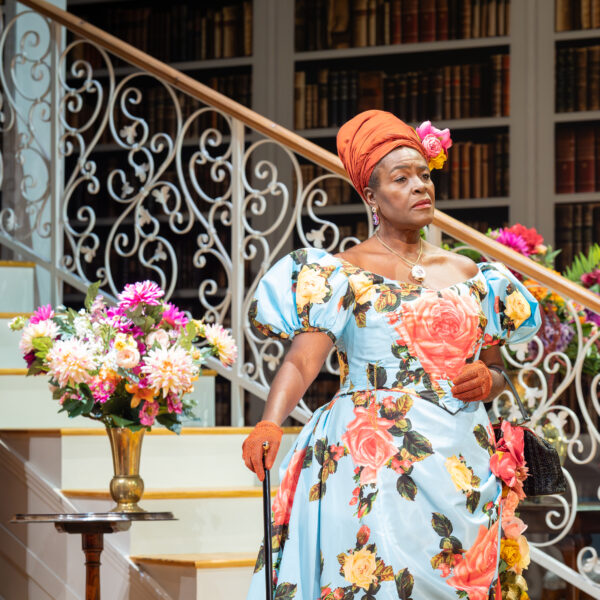 Review: The Importance of Being Earnest – National