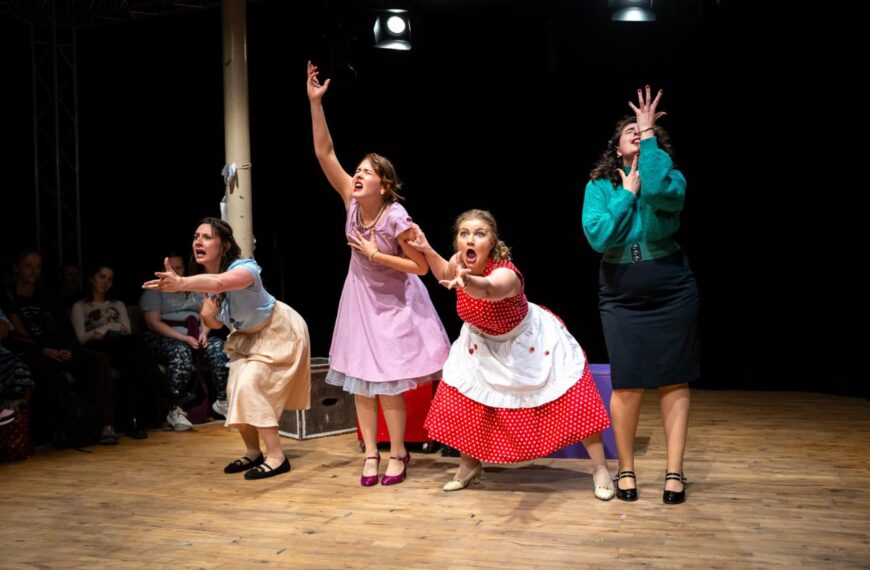 Join The Gardening Club in Wimbledon