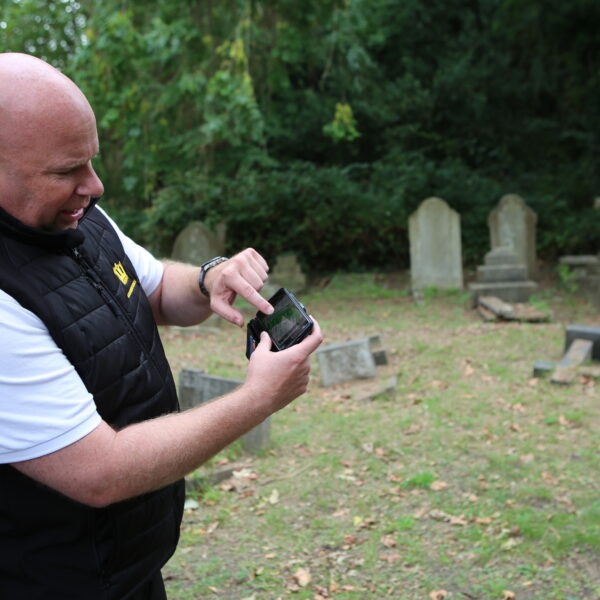Forgotten World War One heroes to receive their own headstones after unmarked graves found