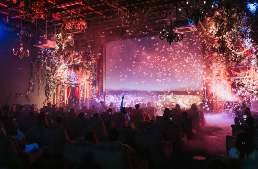 Christmas is in the Bermondsey Backyard