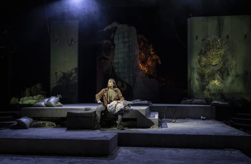 Review: Bengal Tiger at the Baghdad Zoo at Young Vic