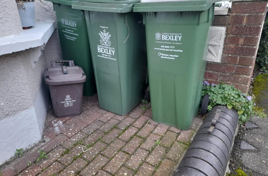 Christmas bin collection dates