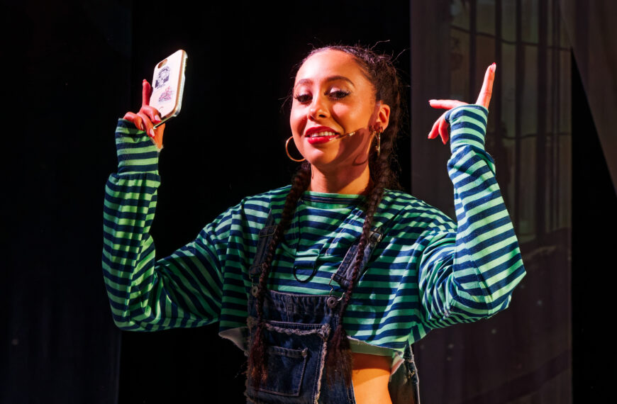 Review: Alice in Wonderland at Theatre Peckham