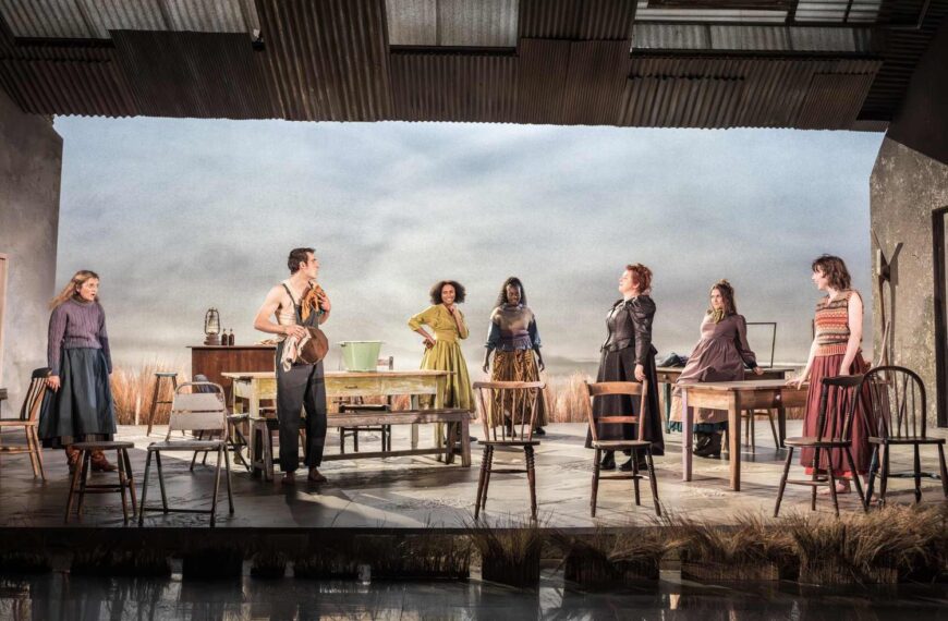 Review: The Playboy of the Western World at The National