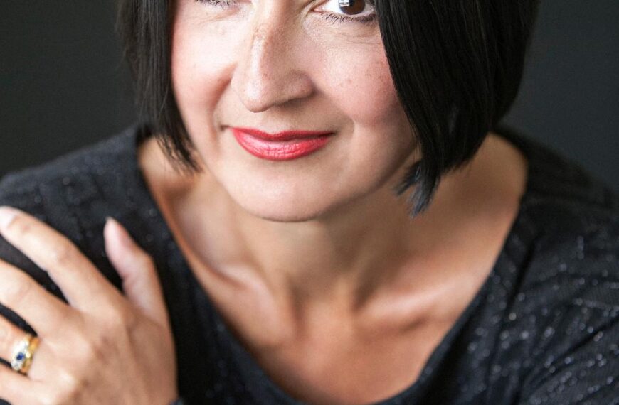 Jessica Martin is Grindr Mom 