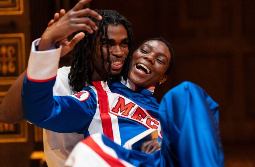 Review: Deep Azure at the Sam Wanamaker Playhouse