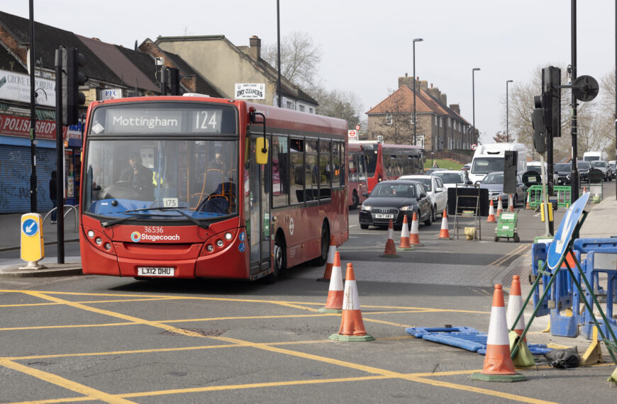 Traffic chaos on Baring Road