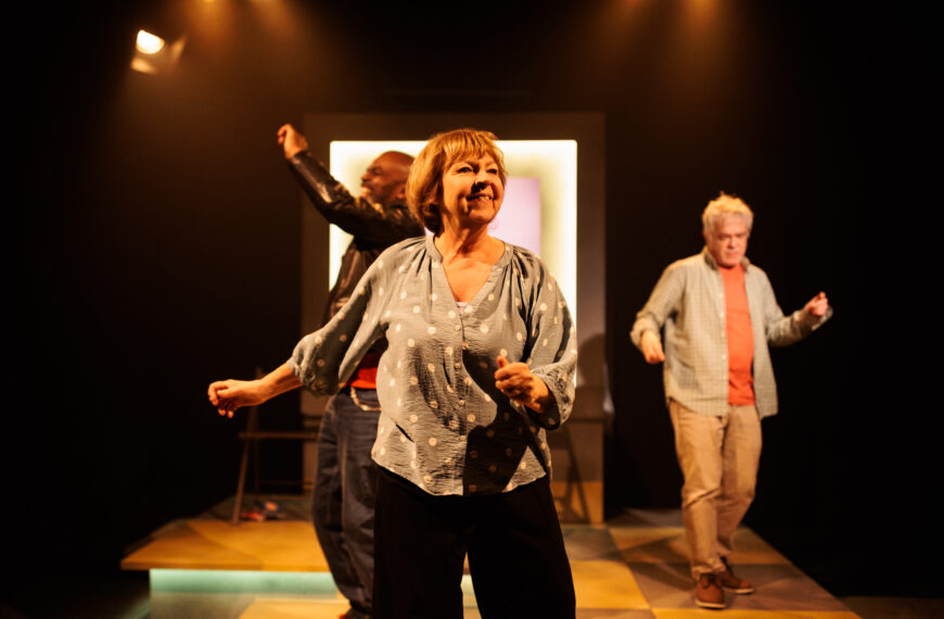 Review: Invisible Me at Southwark Playhouse