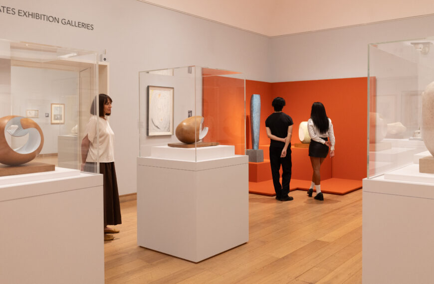 Review: Hepworth in Colour at Courtauld Gallery