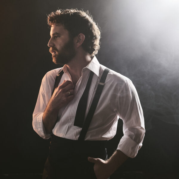 Review: Midnight at the Never Get at Menier