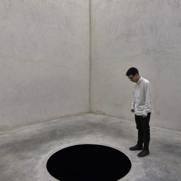 Review: Anish Kapoor at Hayward Gallery