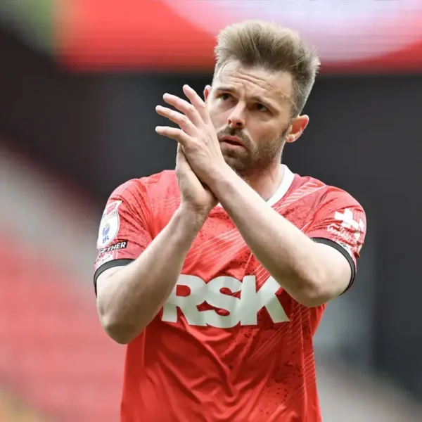 ‘It was written in the stars’ – Charlton Athletic striker reveals poignant moment on morning of signing new deal