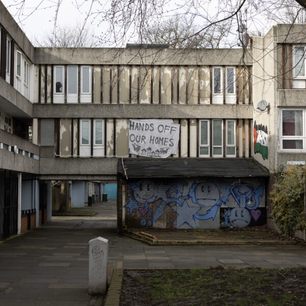 Residents on Thamesmead’s Lesnes Estate granted judicial review