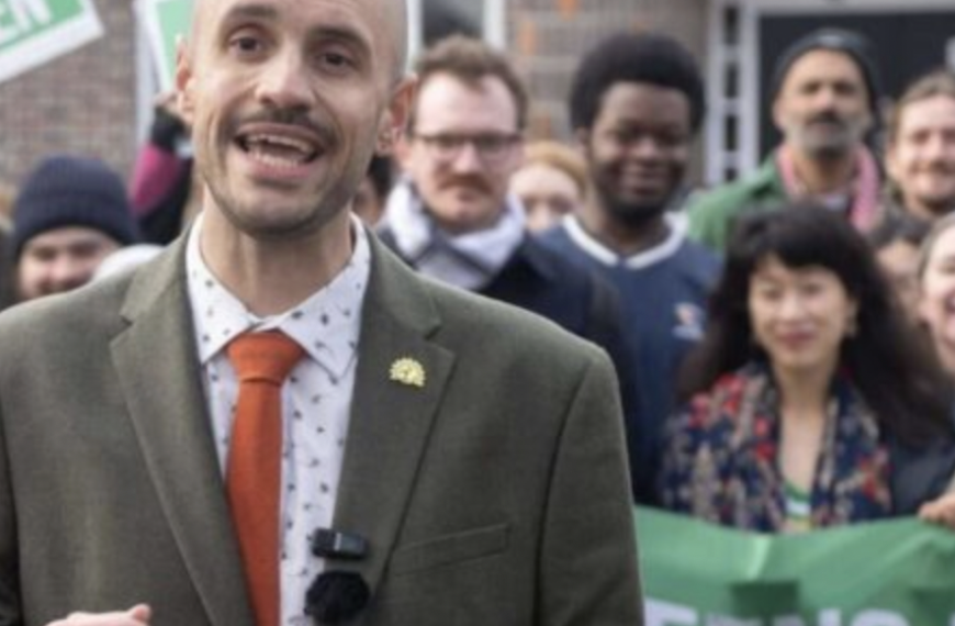 Who runs Lewisham?