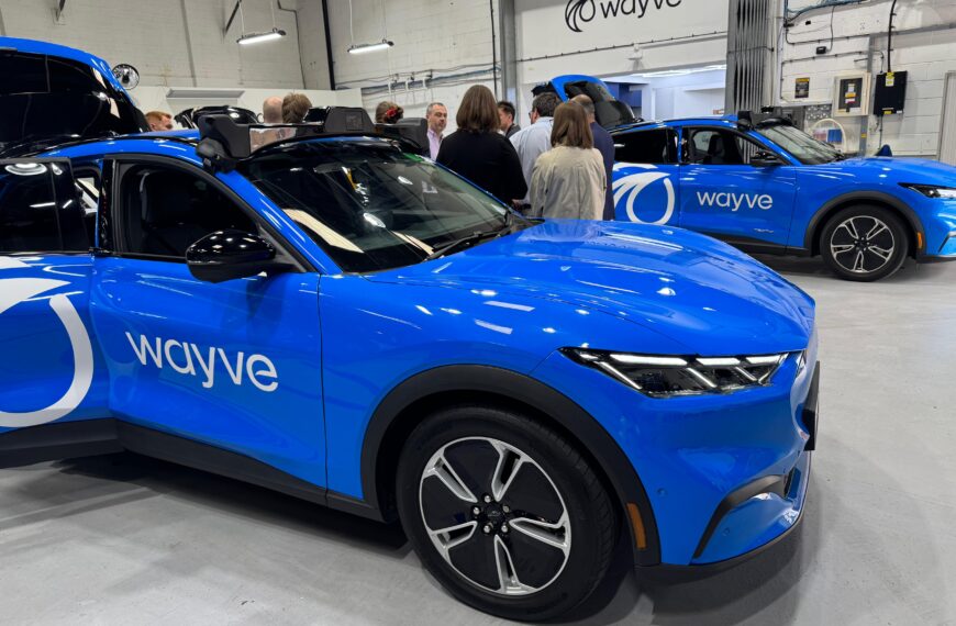 Ministers urged to give TfL final say on driverless taxis as rollout looms