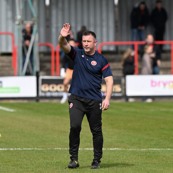Wings crash back to earth after Leatherhead first-half blitz