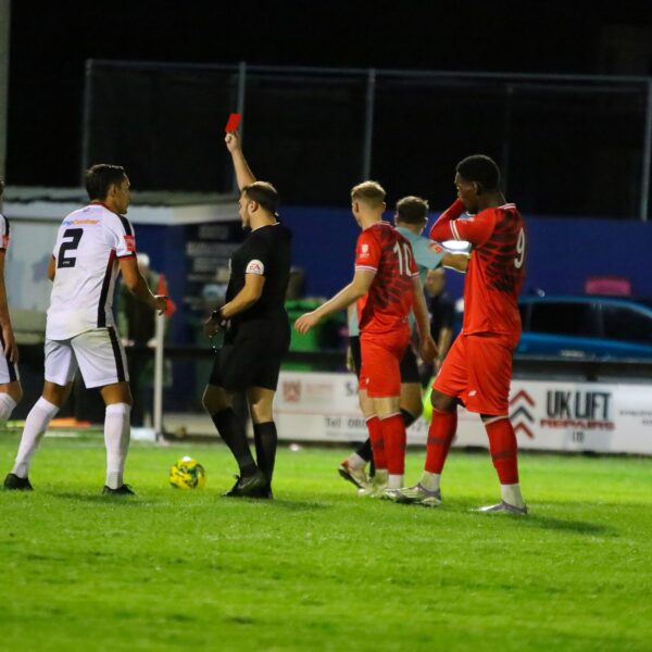 Last-gasp Welling United beat Faversham to set up FA Cup tie against Dulwich Hamlet