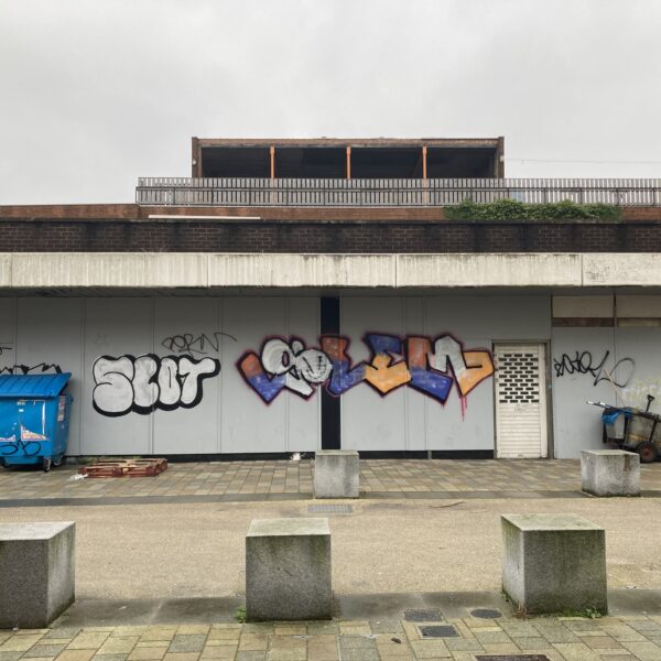 How should gambling be regulated in Lewisham?